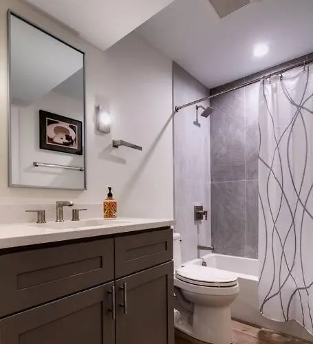Apartamento Stylish 2br Stunner In Unbeatable Location Chicago